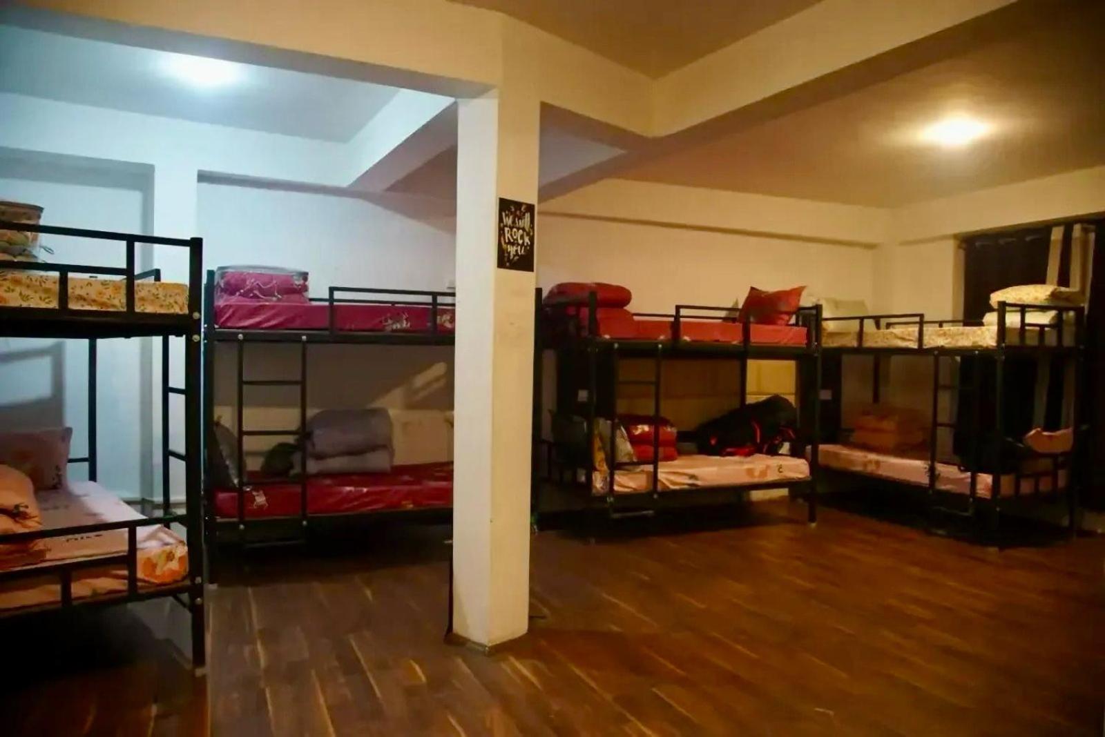 Backpackers Den Albergue Gangtok Exterior foto